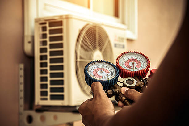 Professional Ductwork Repair technician working in Green Harbor, MA
